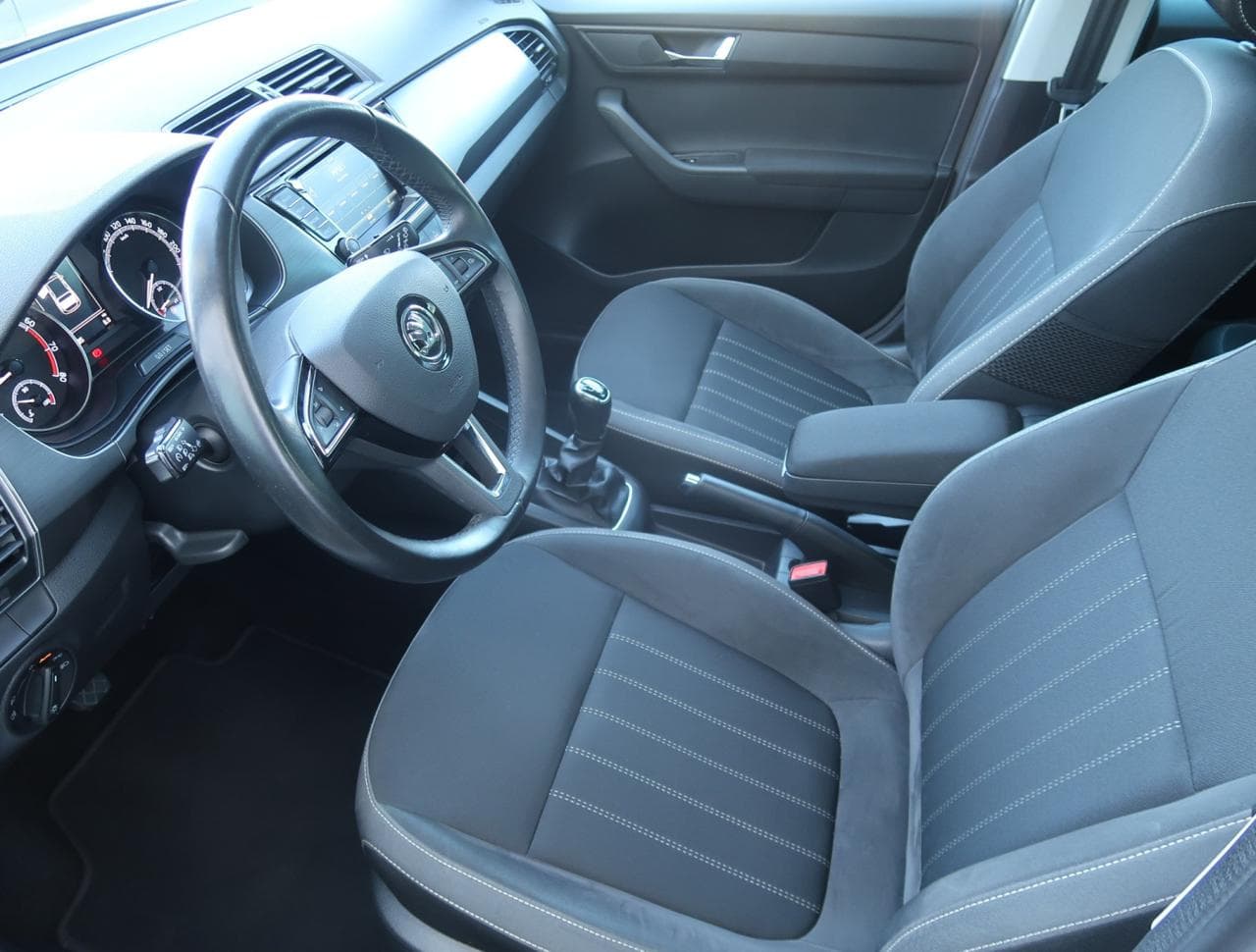 2019 Škoda FABIA - 16