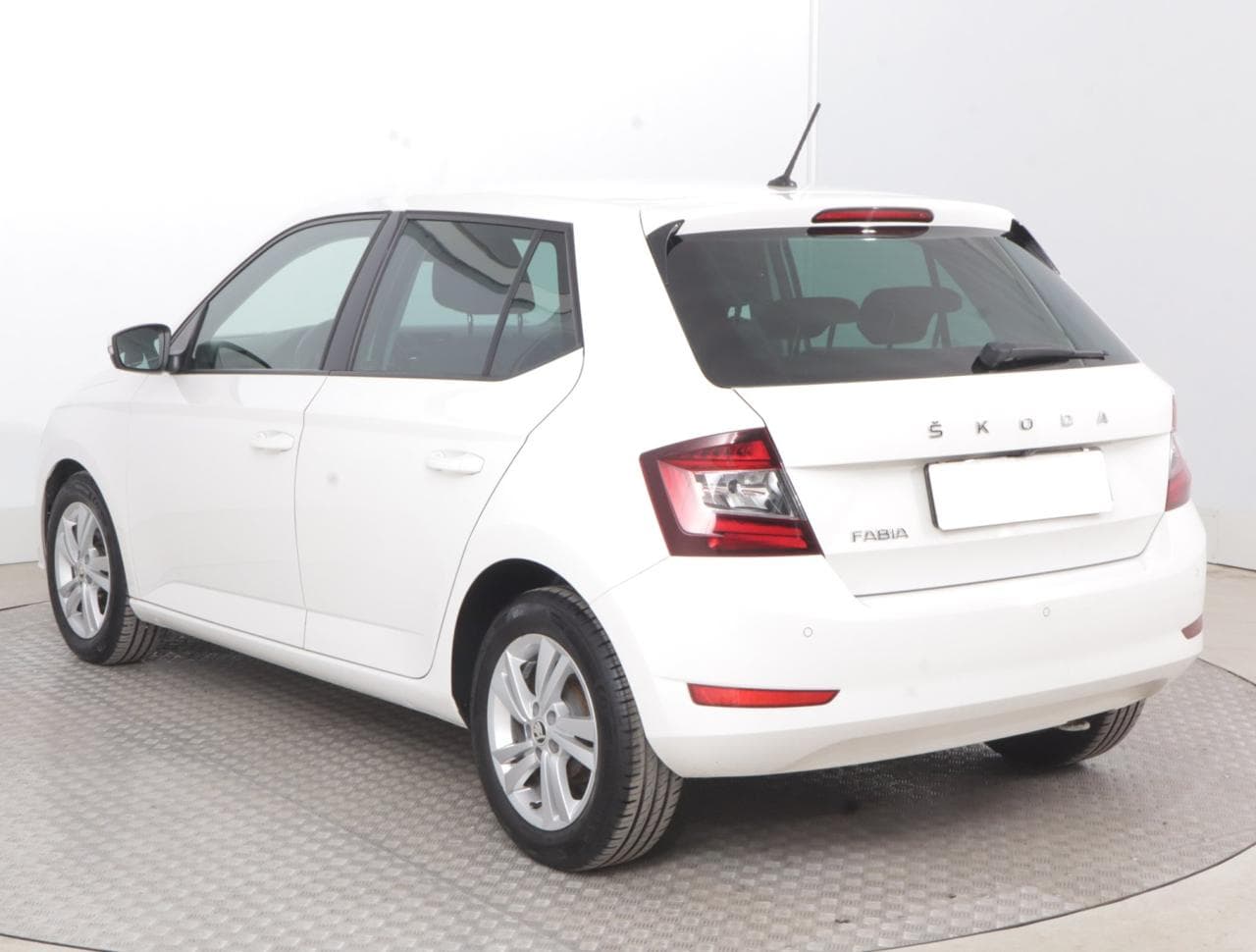 2021 Škoda FABIA - 5