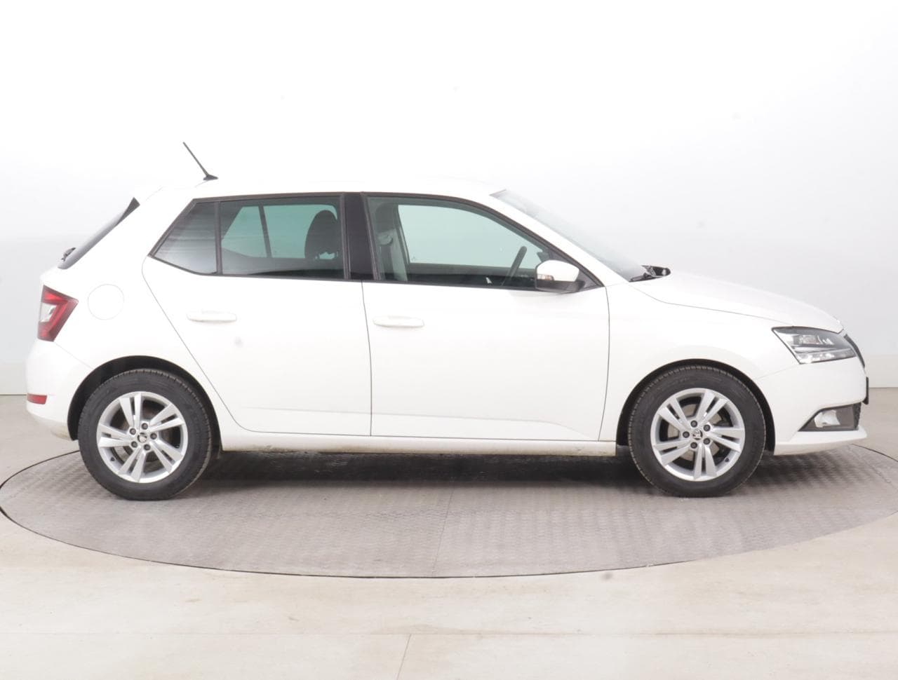 2021 Škoda FABIA - 8