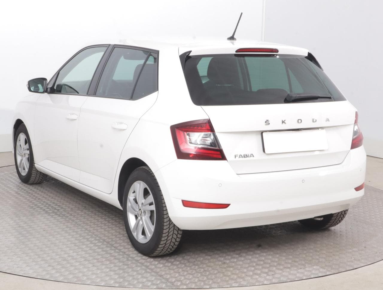 2021 Škoda FABIA - 5