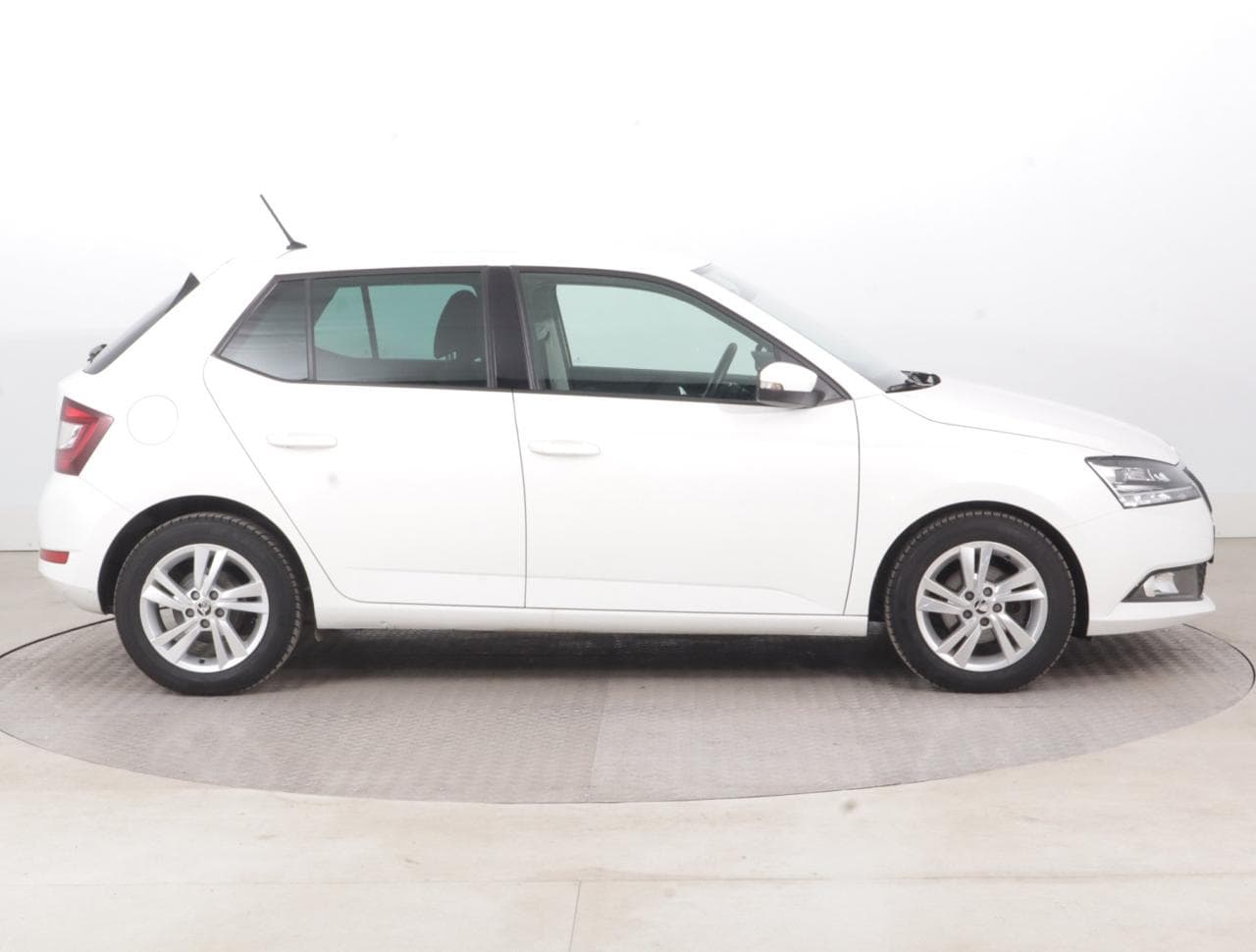 2021 Škoda FABIA - 8