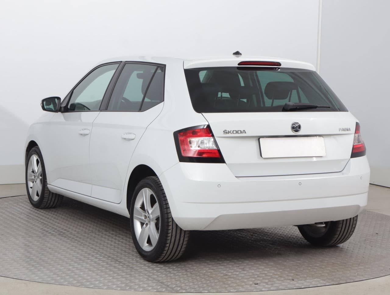 2016 Škoda FABIA - 5