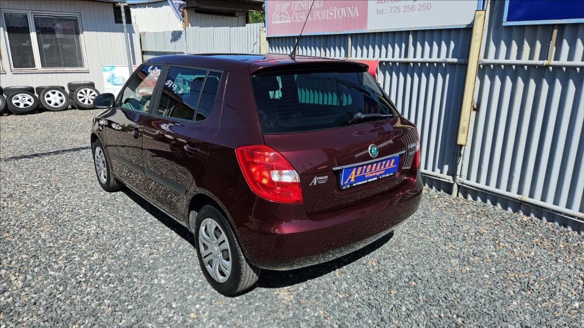 2011 Škoda FABIA - 7