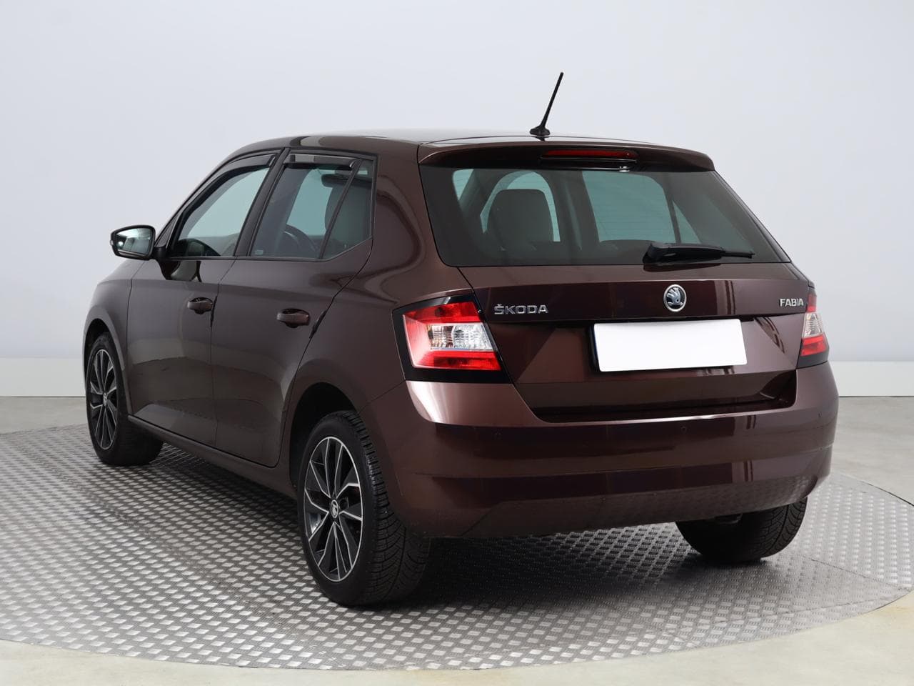 2016 Škoda FABIA - 5