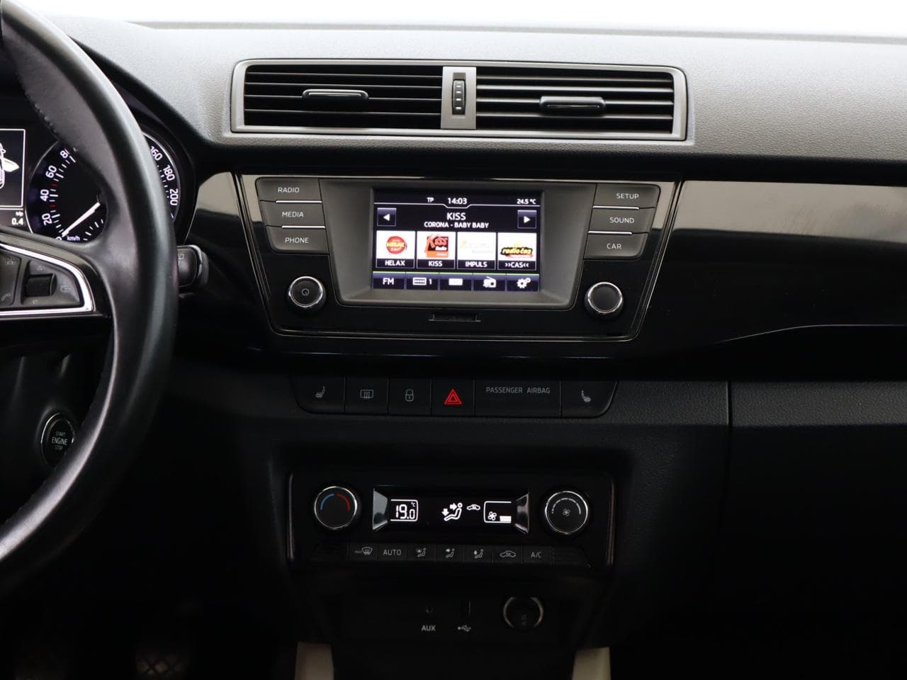 2016 Škoda FABIA - 16