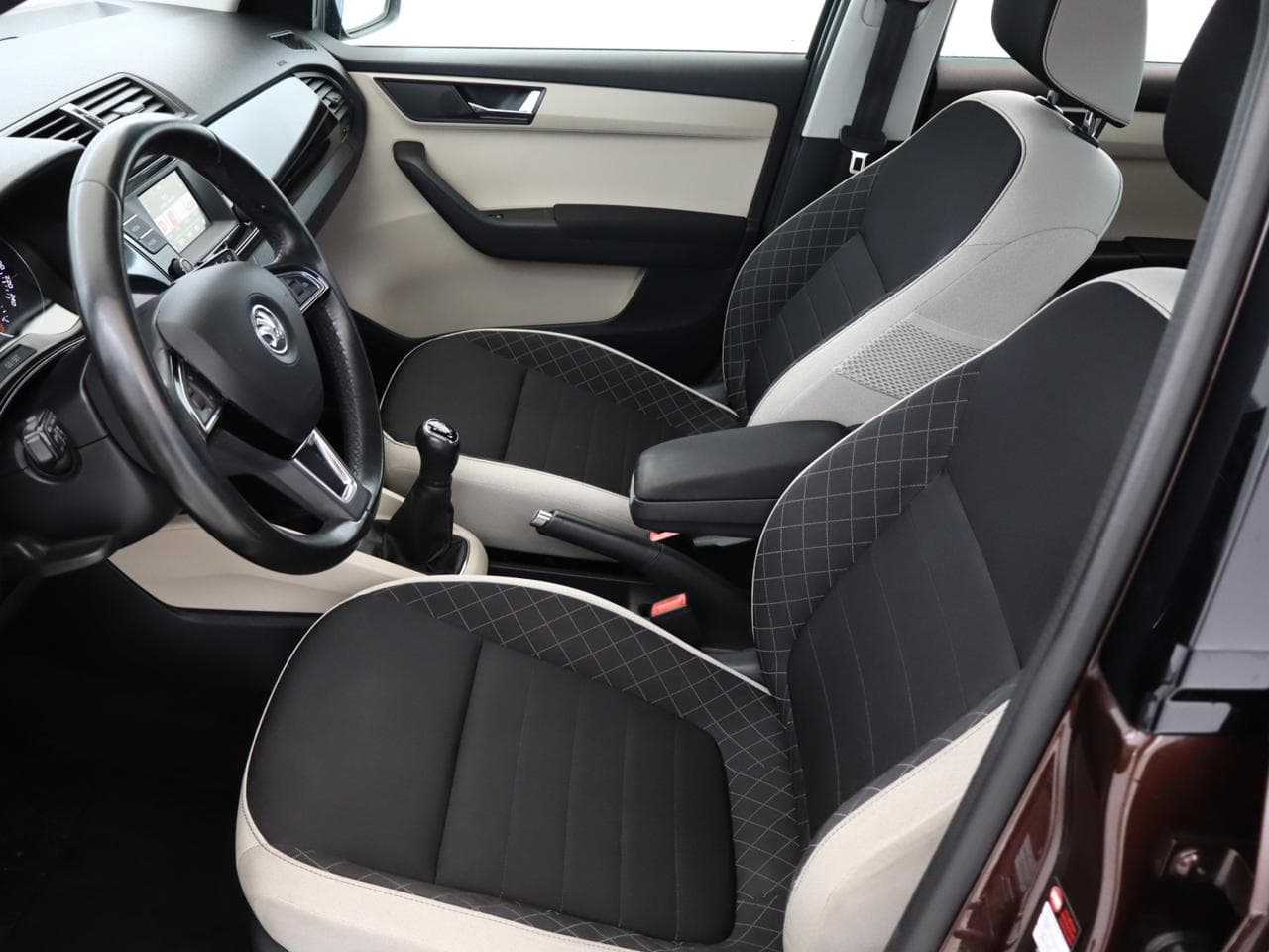 2016 Škoda FABIA - 14