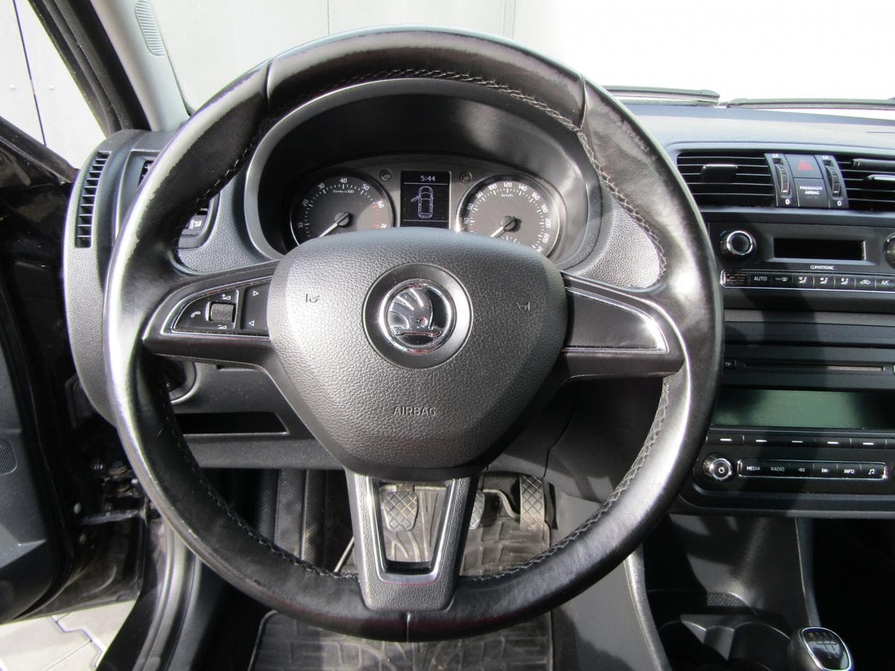 2014 Škoda FABIA - 16