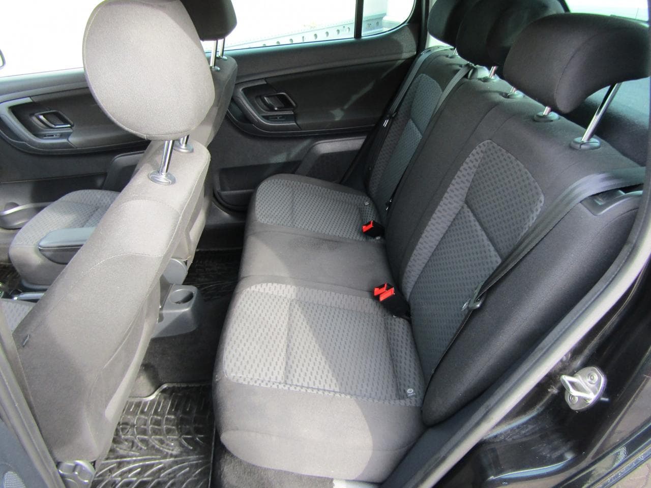 2014 Škoda FABIA - 10