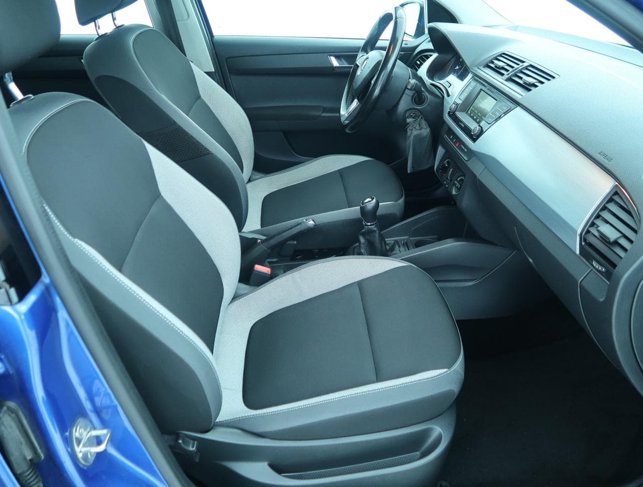 2016 Škoda FABIA - 12