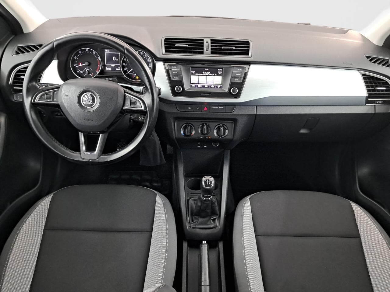 2015 Škoda FABIA - 10