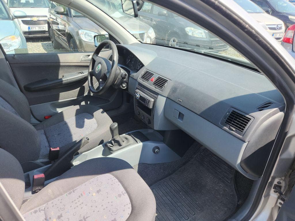 2004 Škoda FABIA - 10