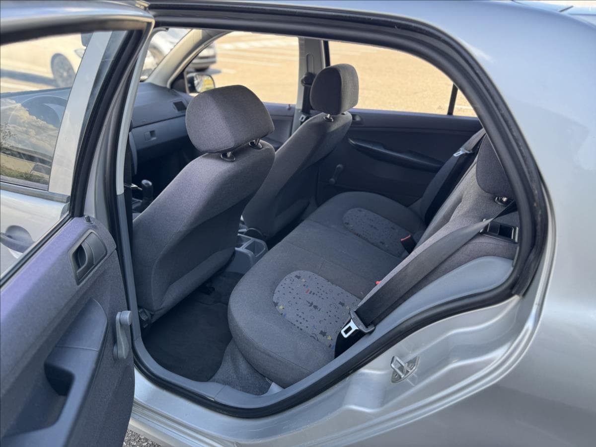 2000 Škoda FABIA - 12
