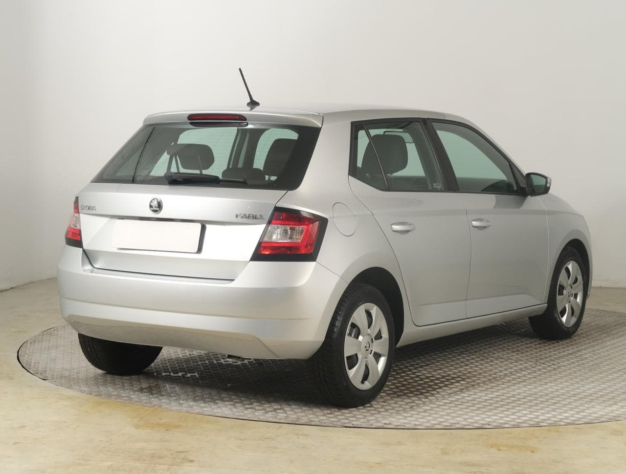 2016 Škoda FABIA - 7