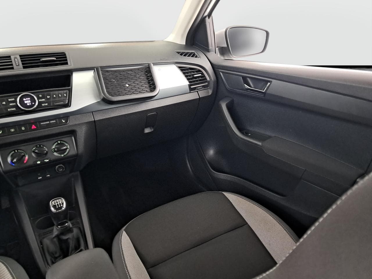 2018 Škoda FABIA - 11