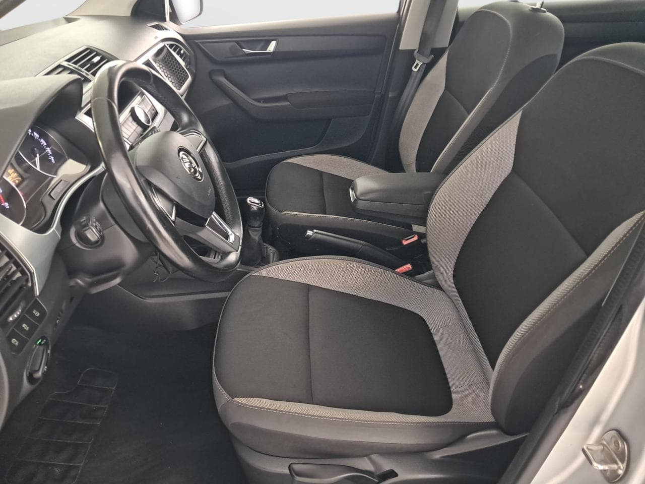 2018 Škoda FABIA - 16