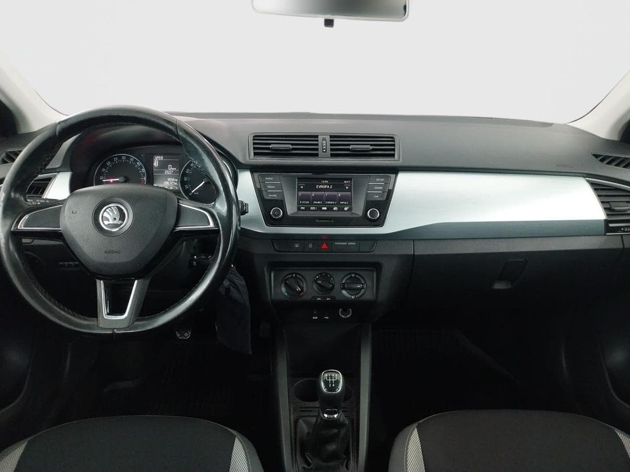 2015 Škoda FABIA - 10