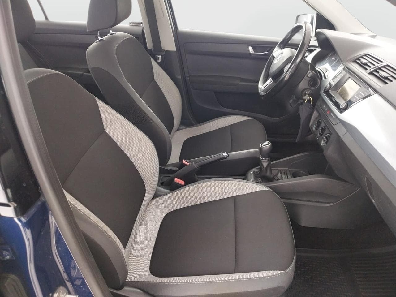 2015 Škoda FABIA - 12