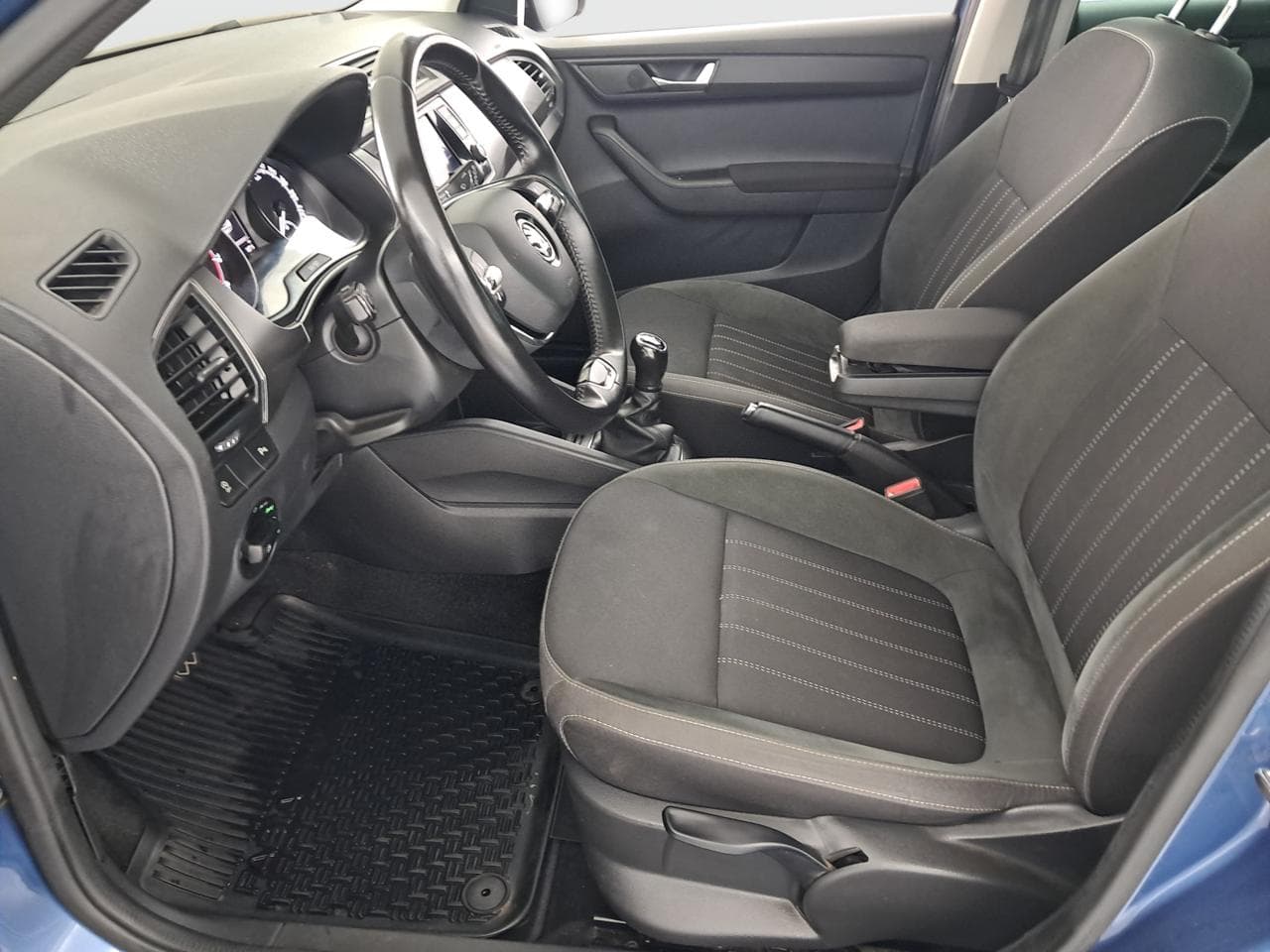 2021 Škoda FABIA - 16