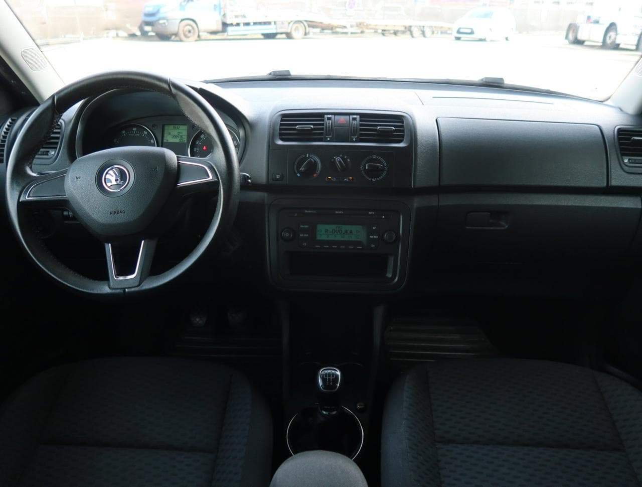 2013 Škoda FABIA - 10