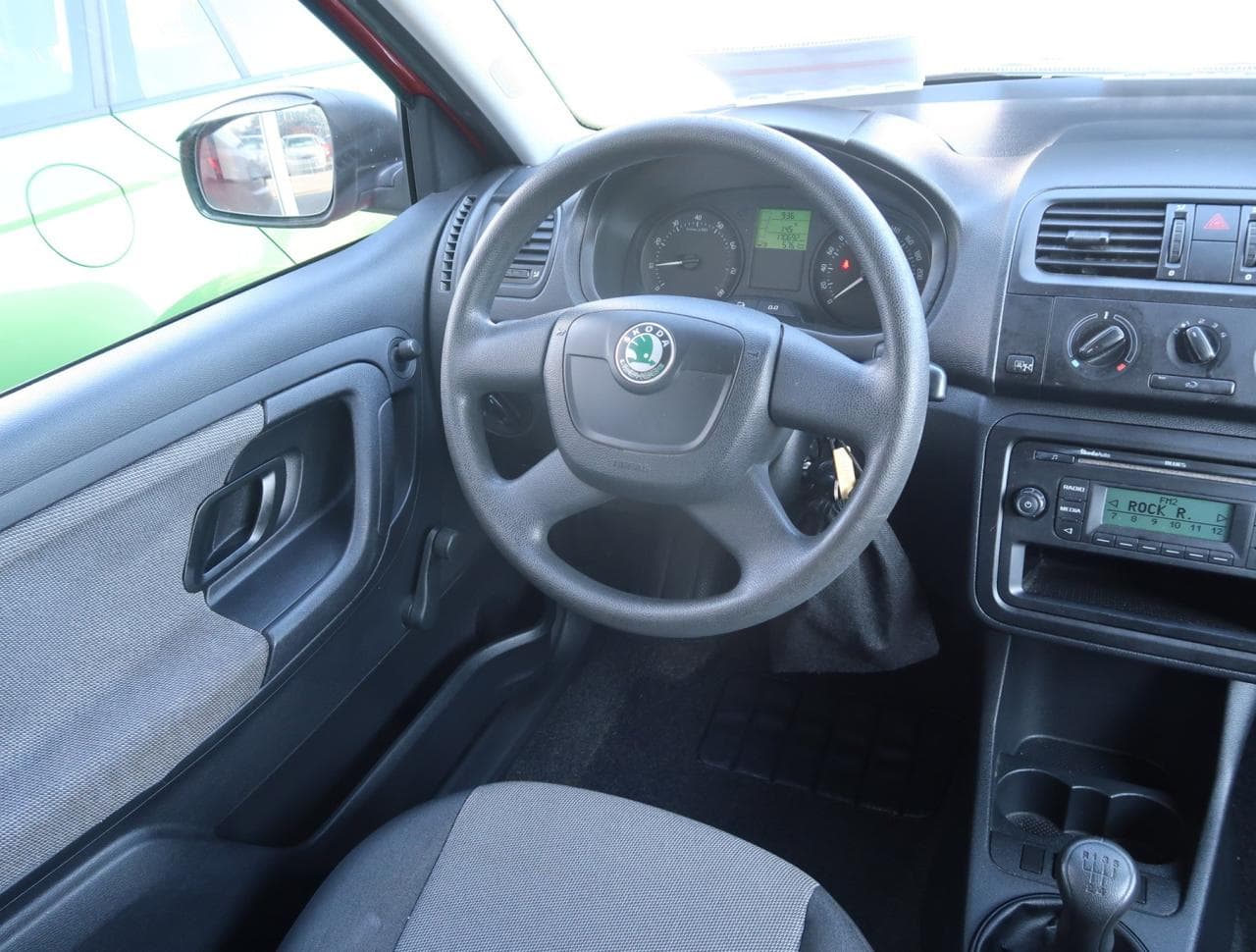 2011 Škoda FABIA - 9