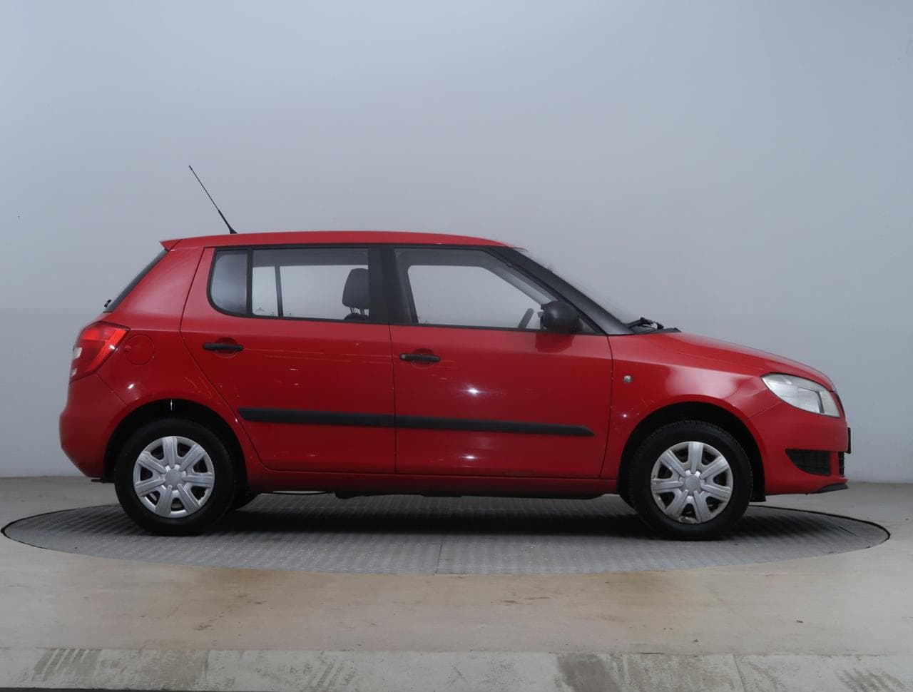 2011 Škoda FABIA - 8
