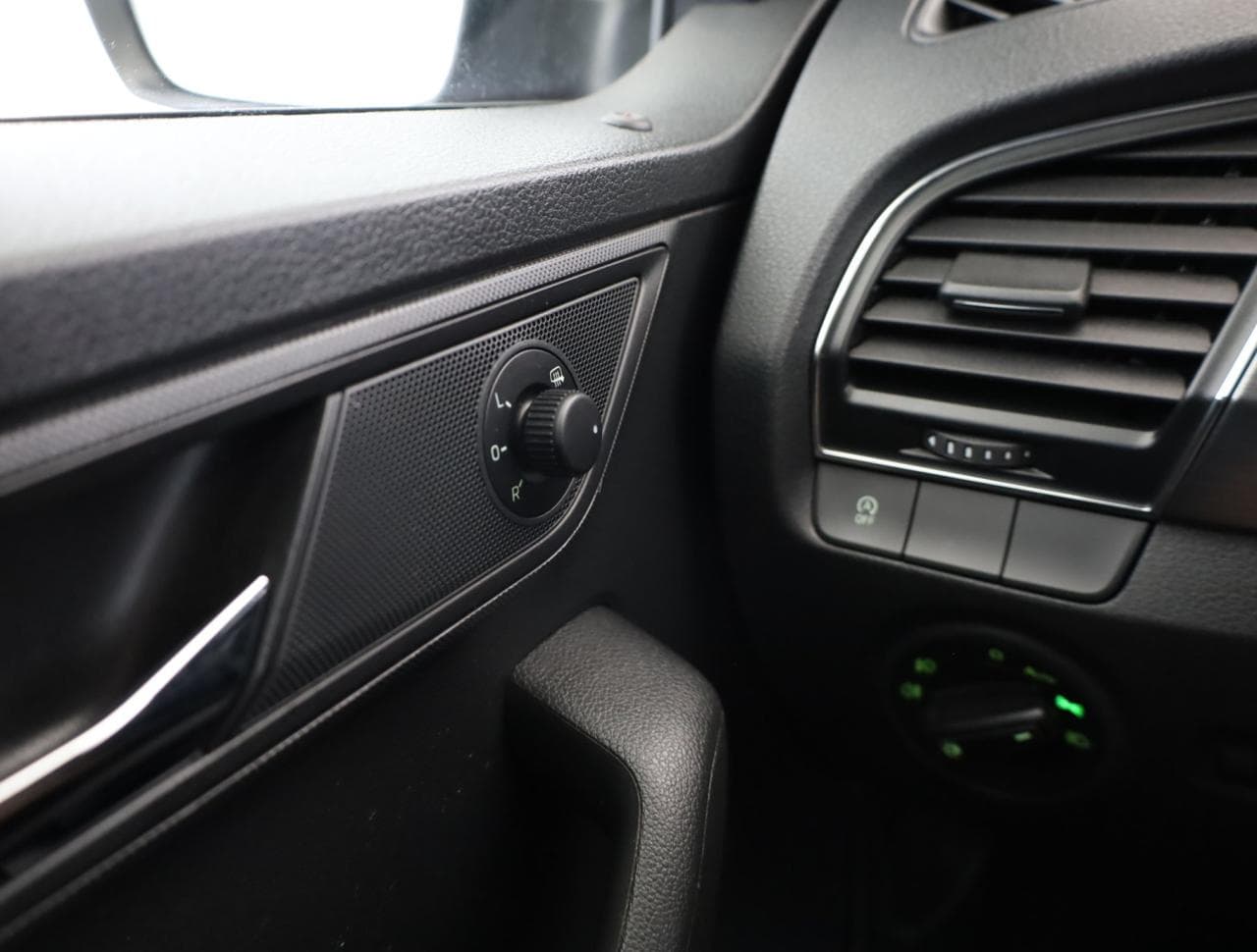 2015 Škoda FABIA - 20