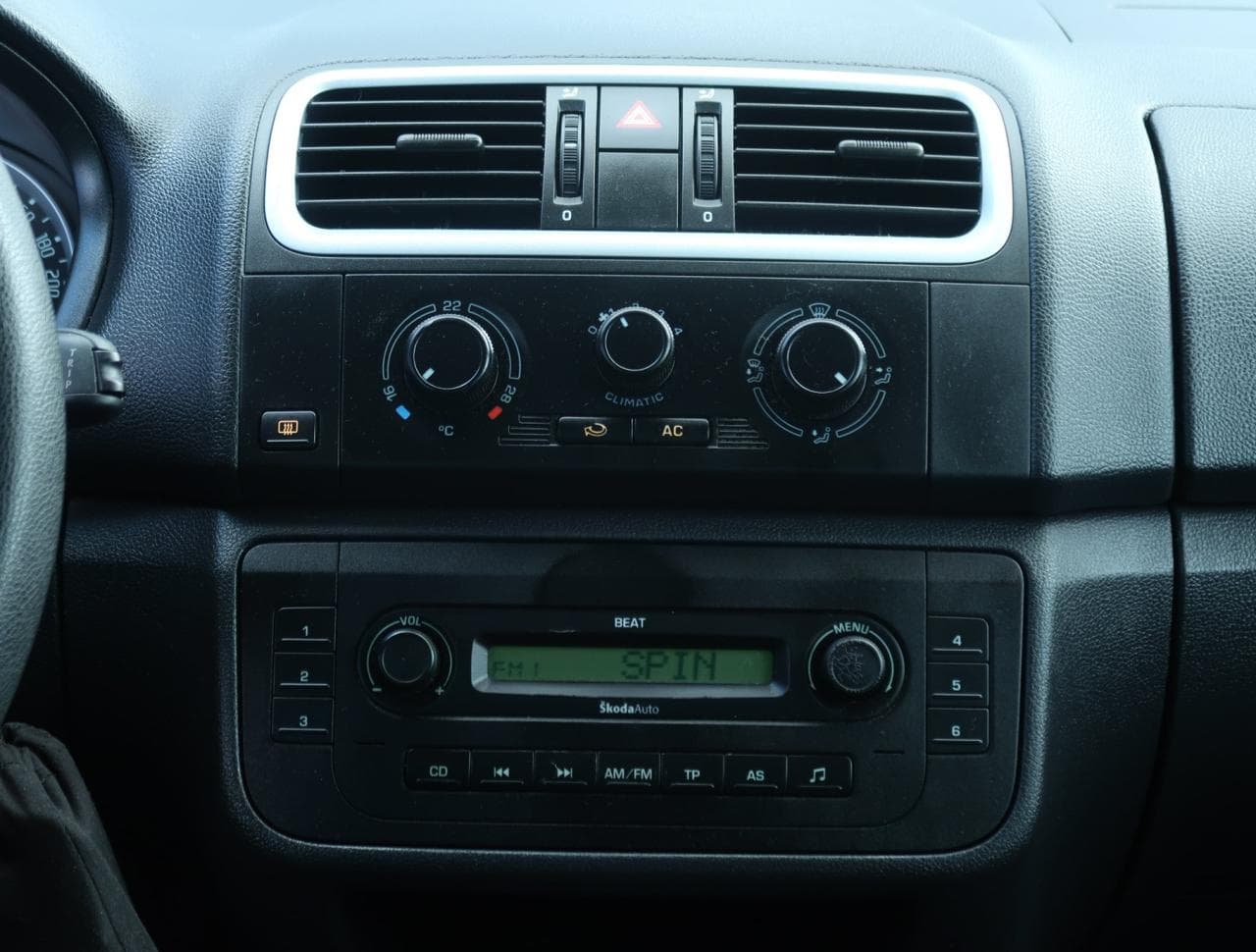 2010 Škoda FABIA - 18