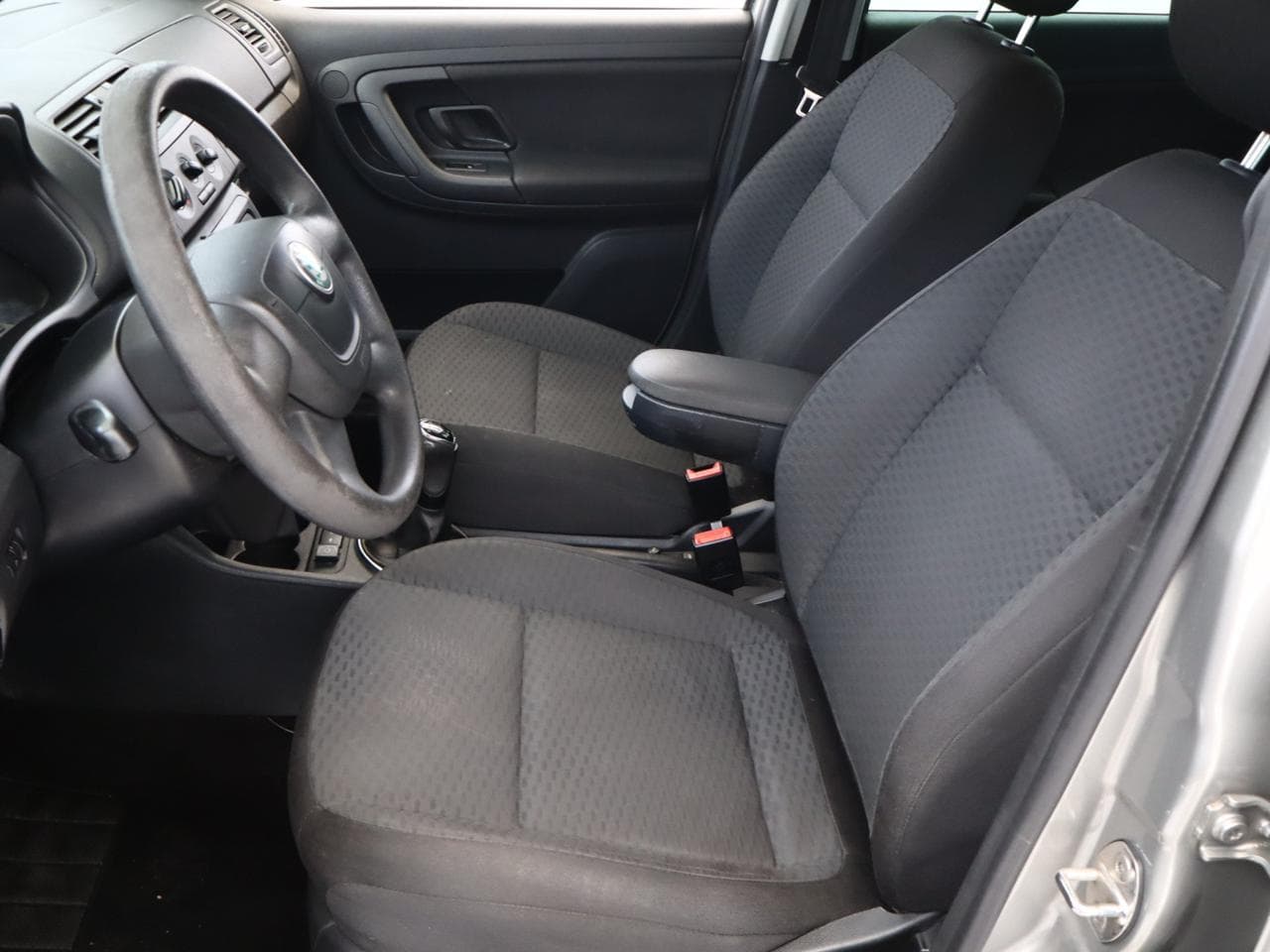 2011 Škoda FABIA - 13