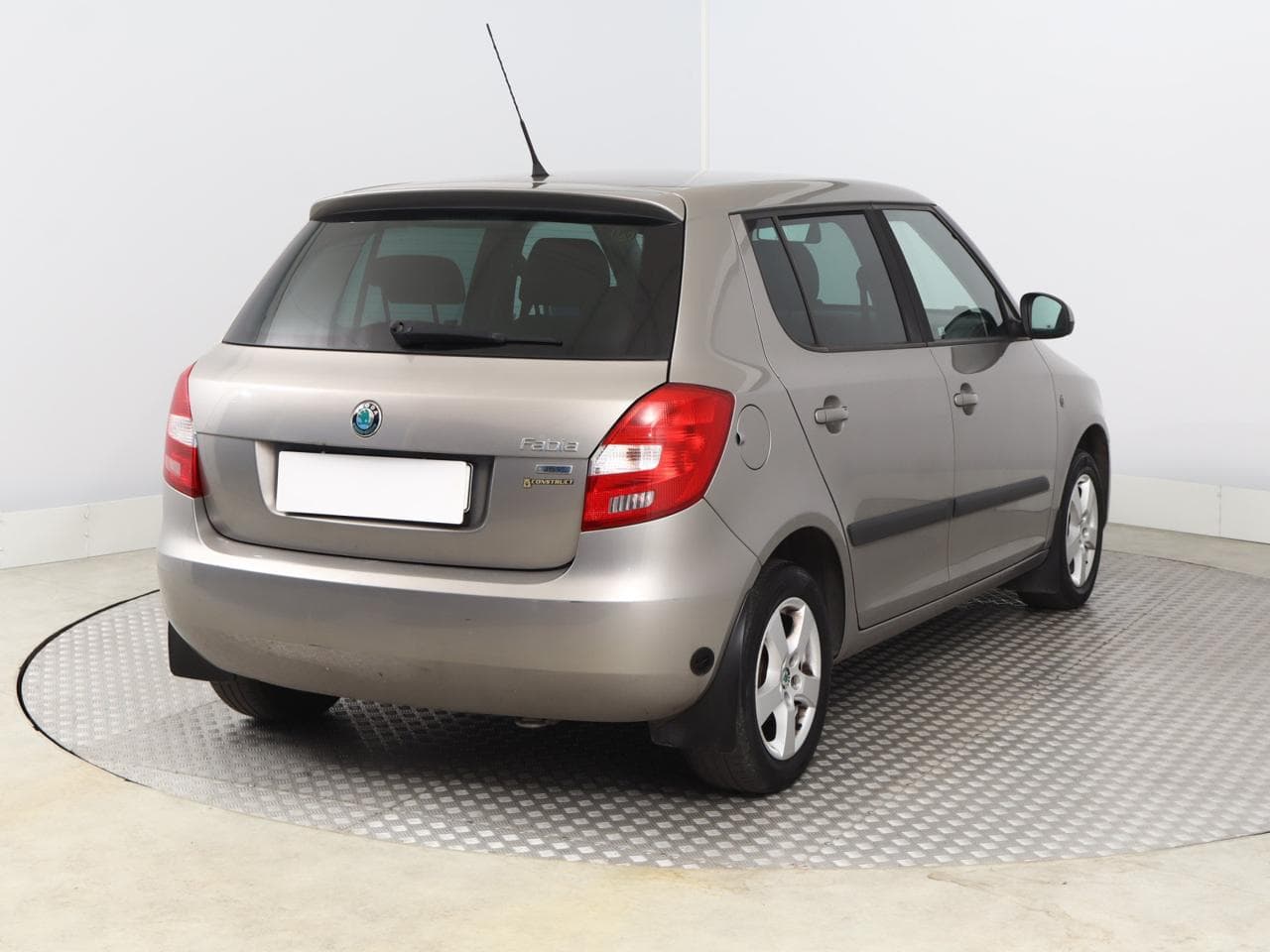 2011 Škoda FABIA - 7