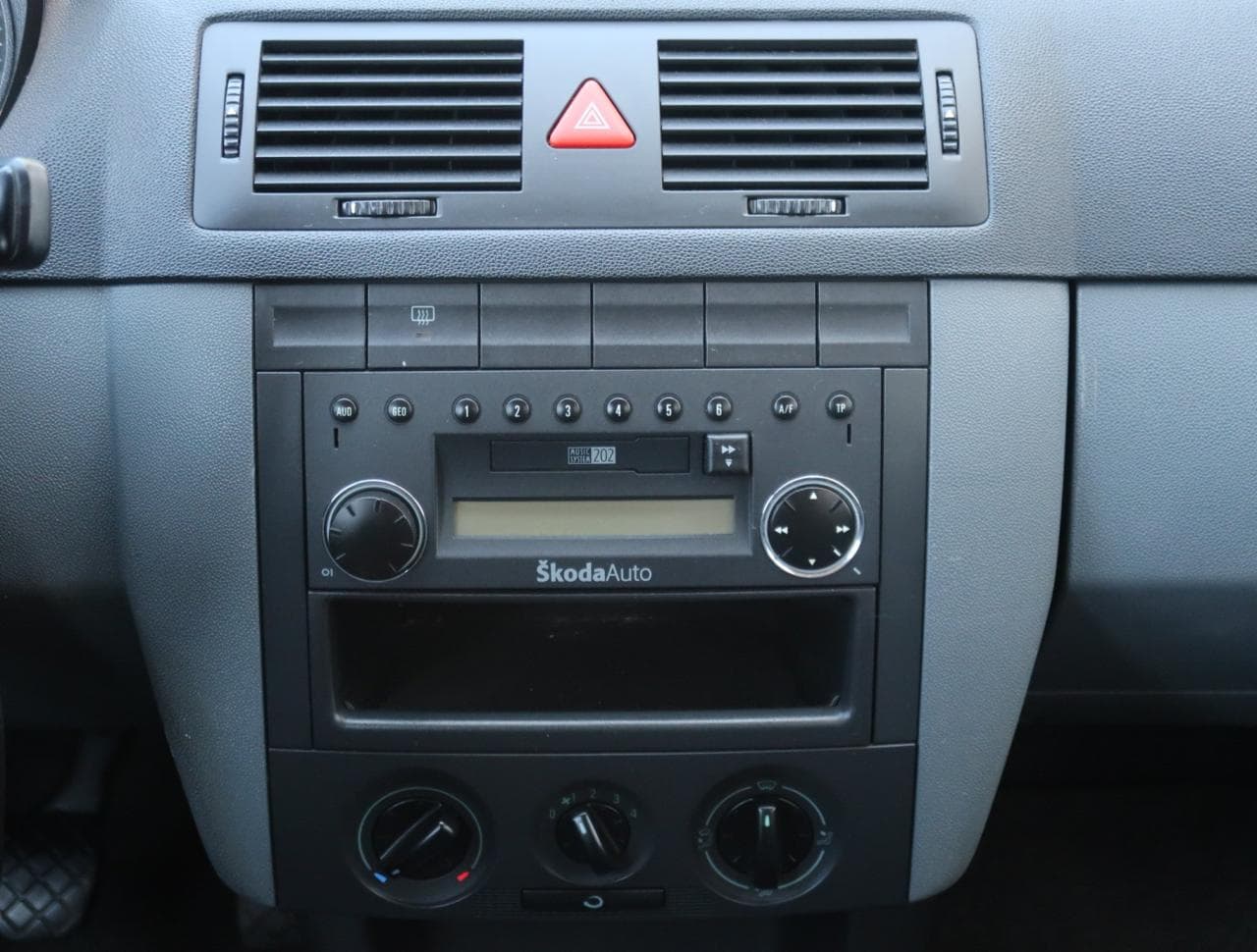 2002 Škoda FABIA - 18