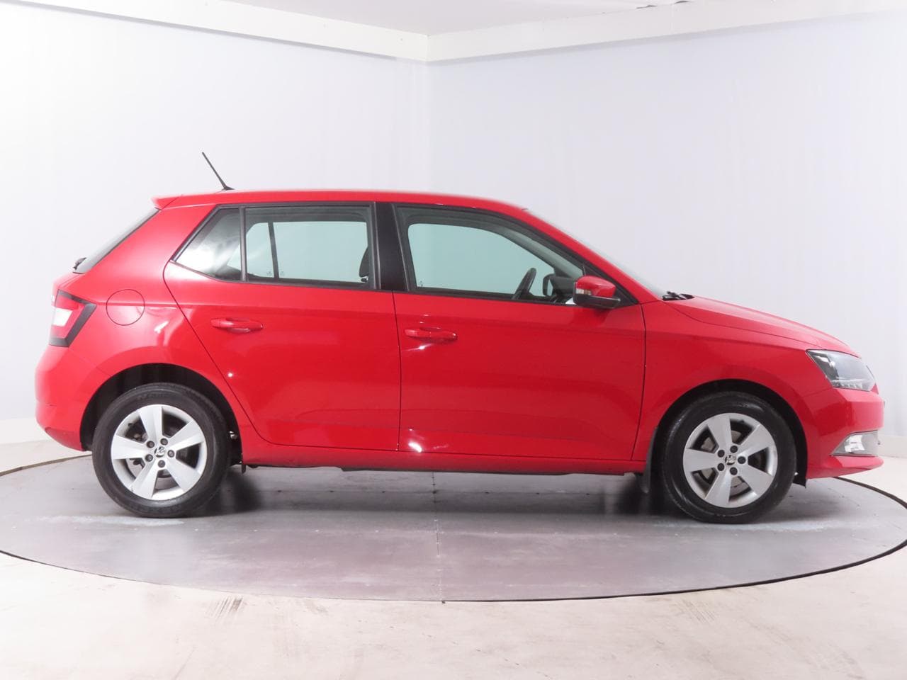 2015 Škoda FABIA - 8