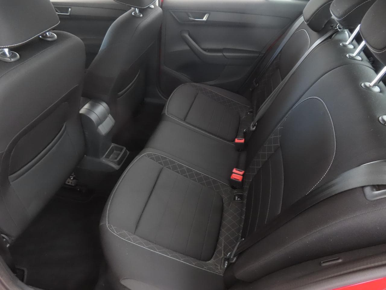 2015 Škoda FABIA - 15