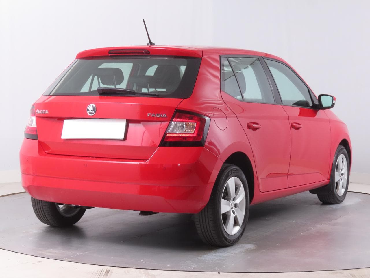 2015 Škoda FABIA - 7