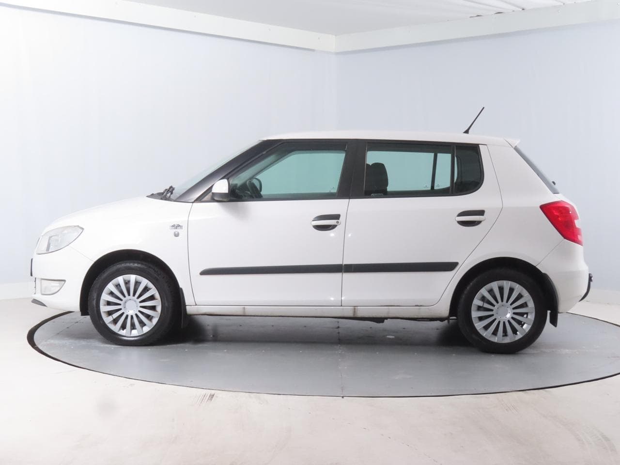 2011 Škoda FABIA - 4