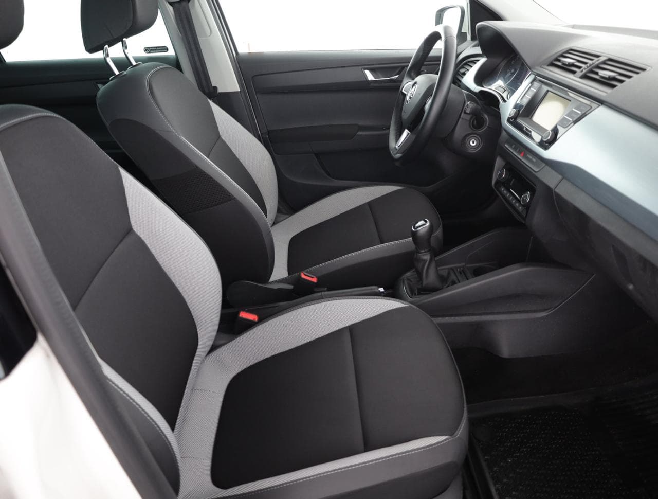 2018 Škoda Fabia - 10