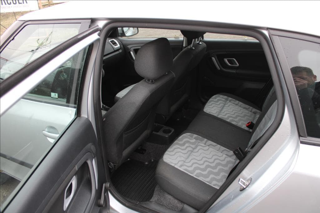 2008 Škoda Fabia - 11