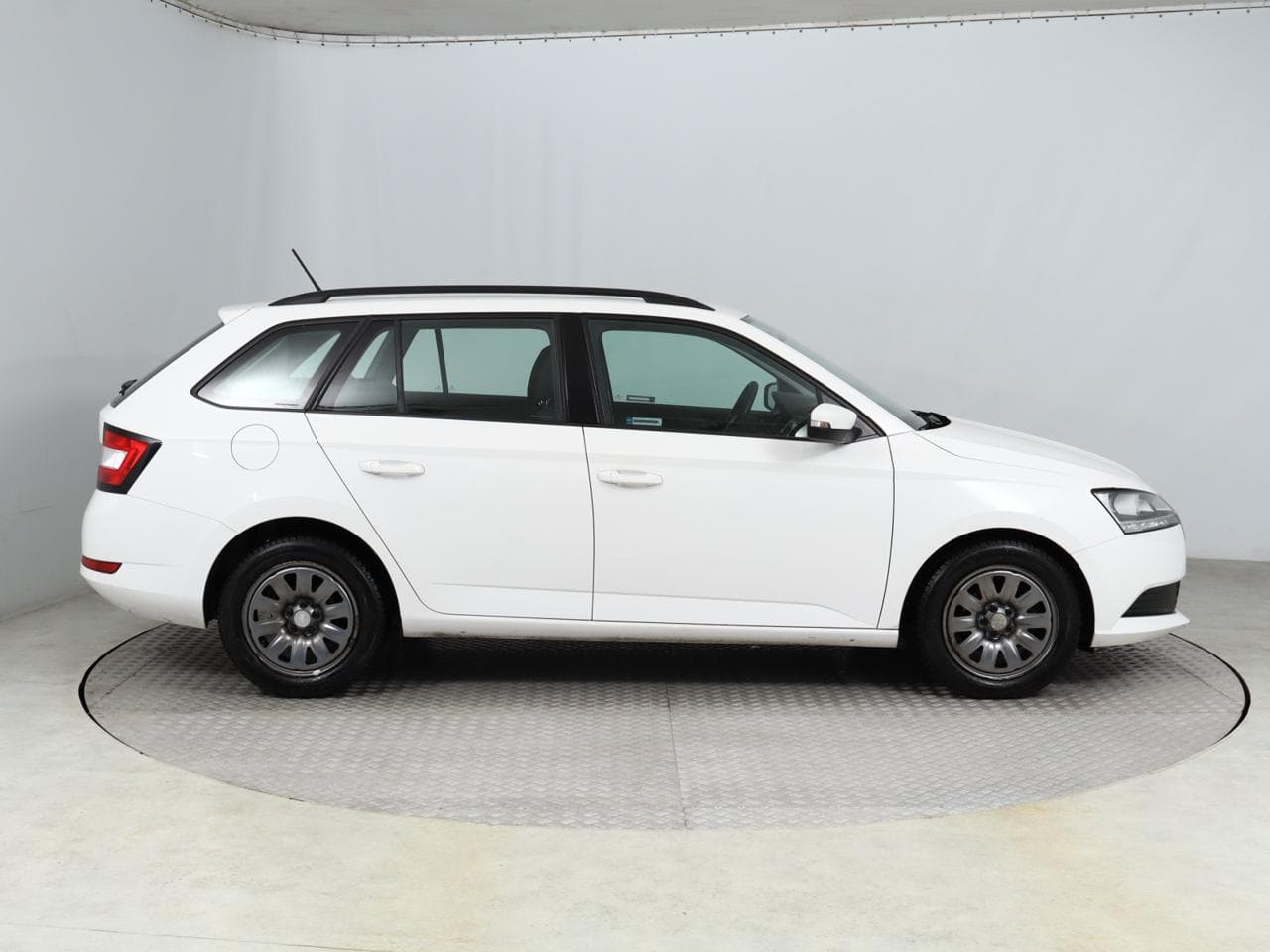 2021 Škoda FABIA - 8