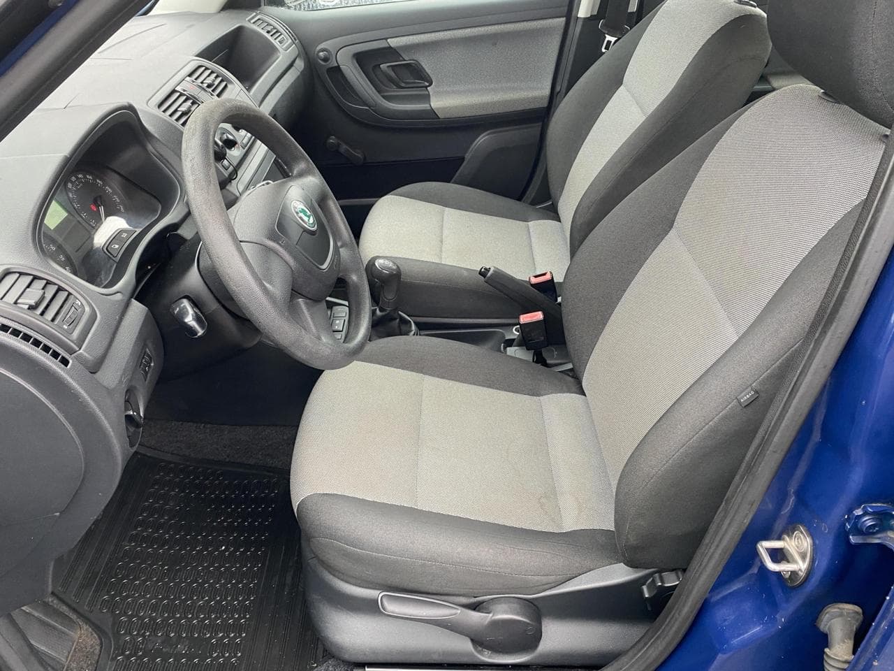 2010 Škoda Fabia - 9