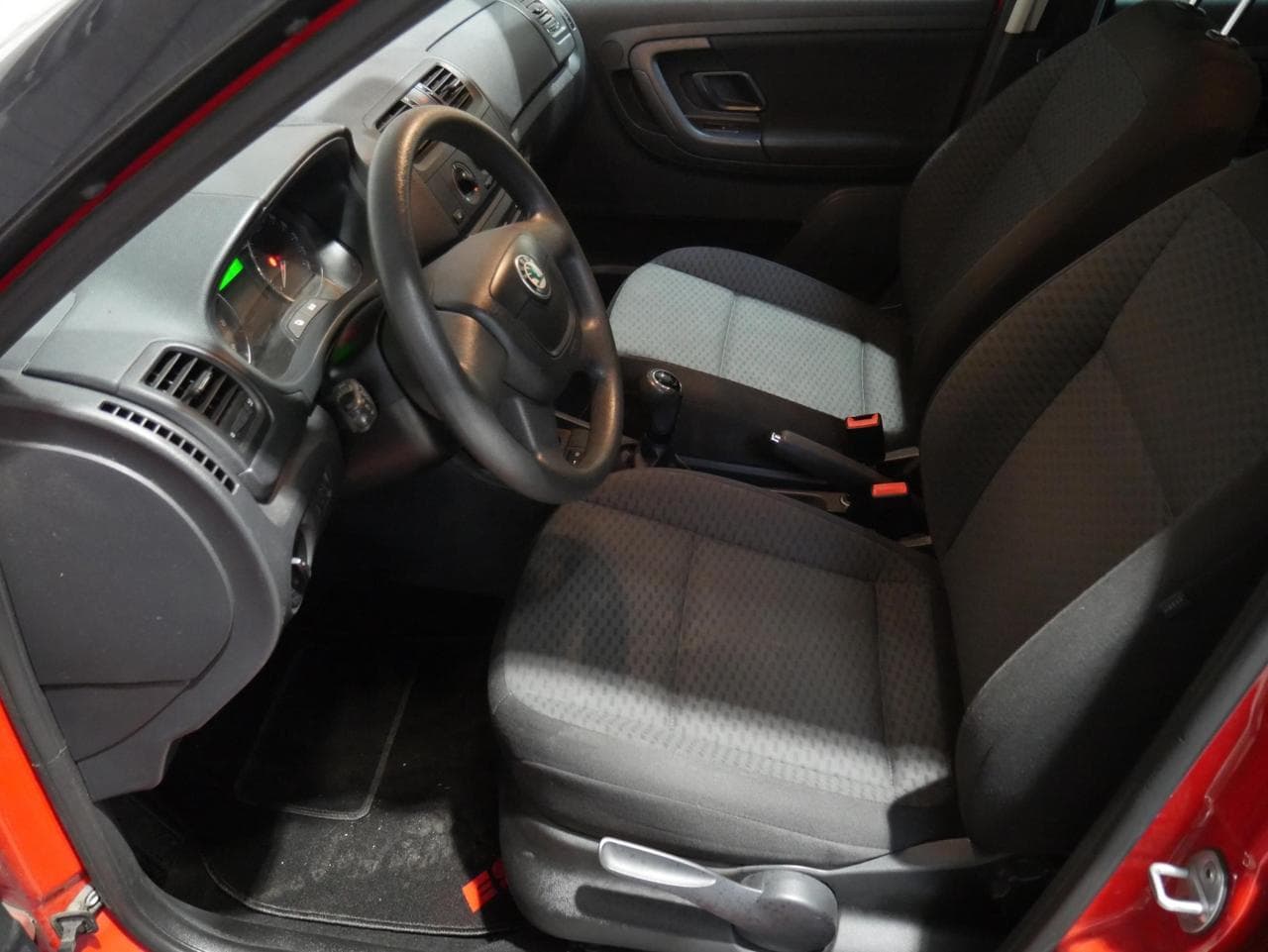 2012 Škoda FABIA - 9