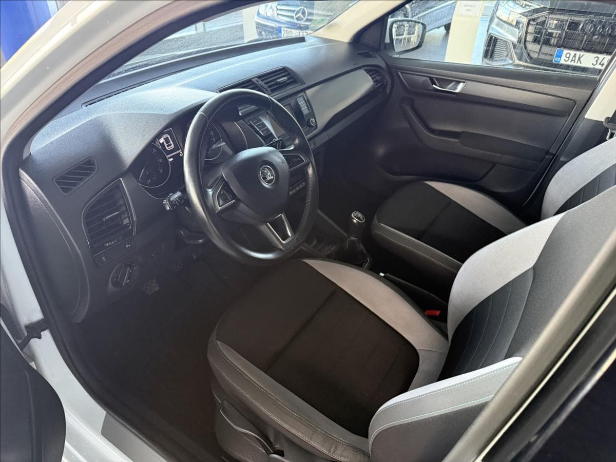 2016 Škoda FABIA - 7