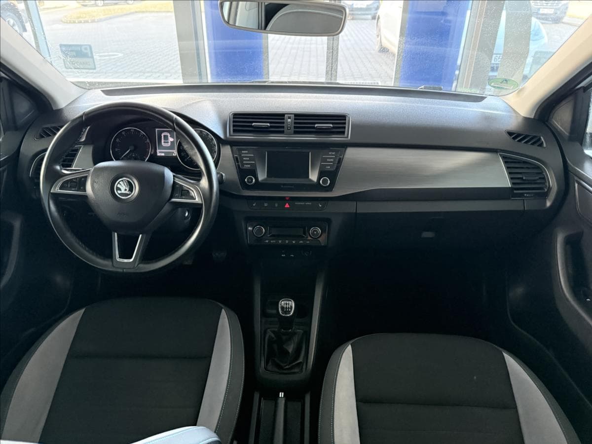 2016 Škoda FABIA - 9