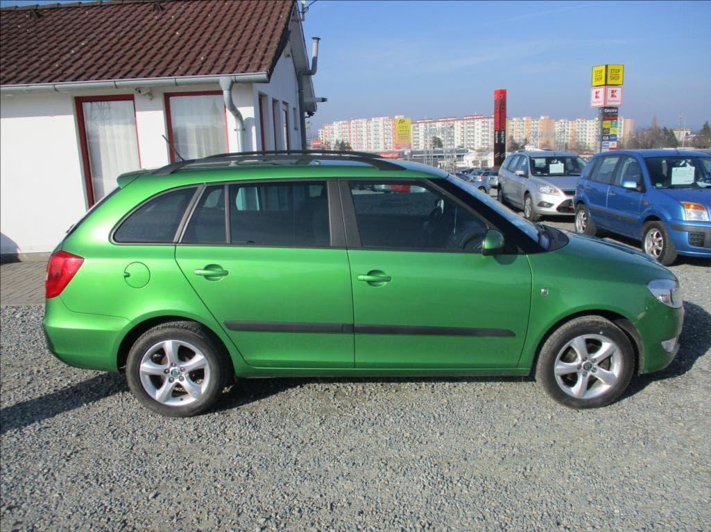 2012 Škoda Fabia - 4