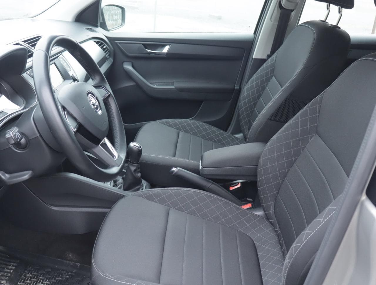 2018 Škoda FABIA - 16
