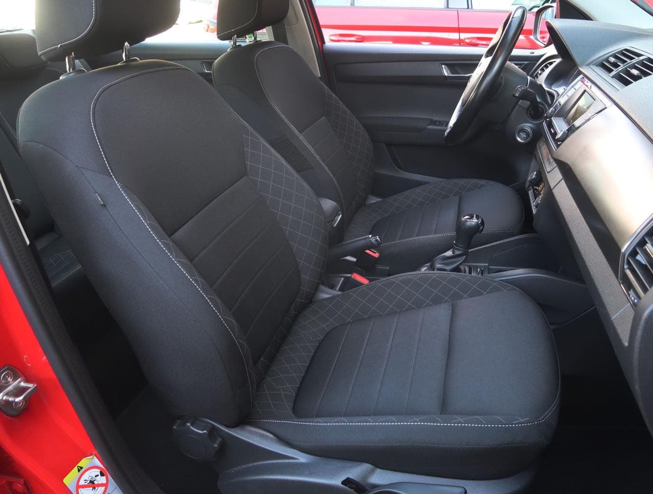 2017 Škoda Fabia - 12