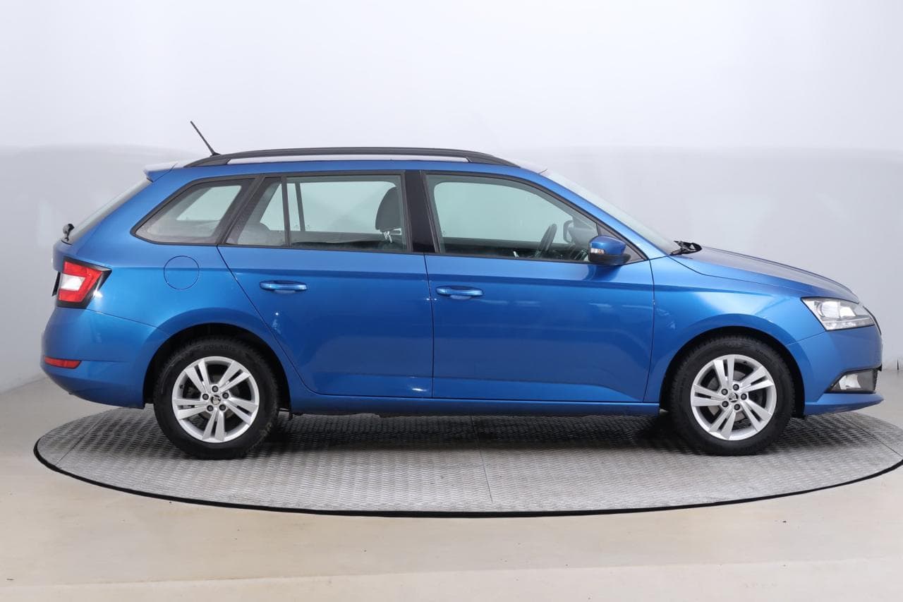 2022 Škoda FABIA - 8