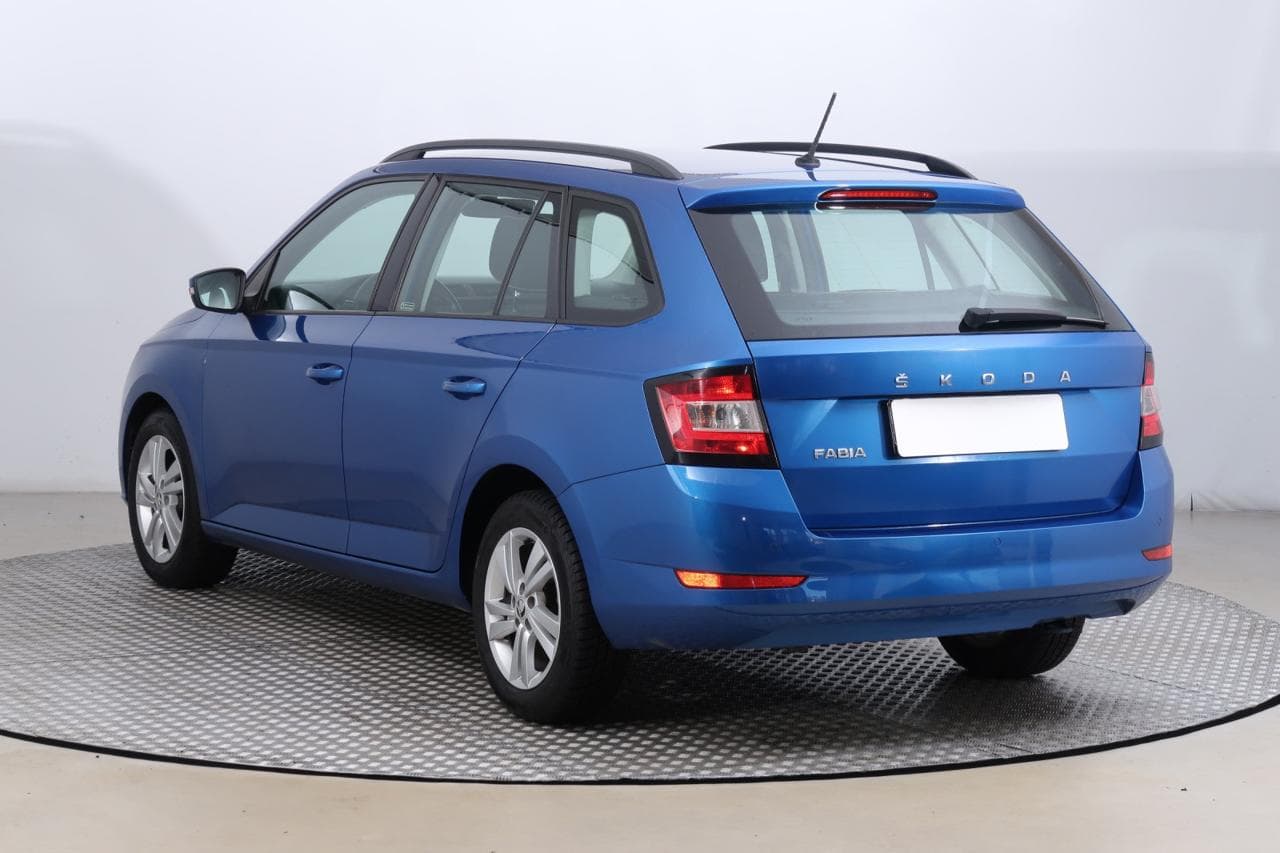 2022 Škoda FABIA - 5