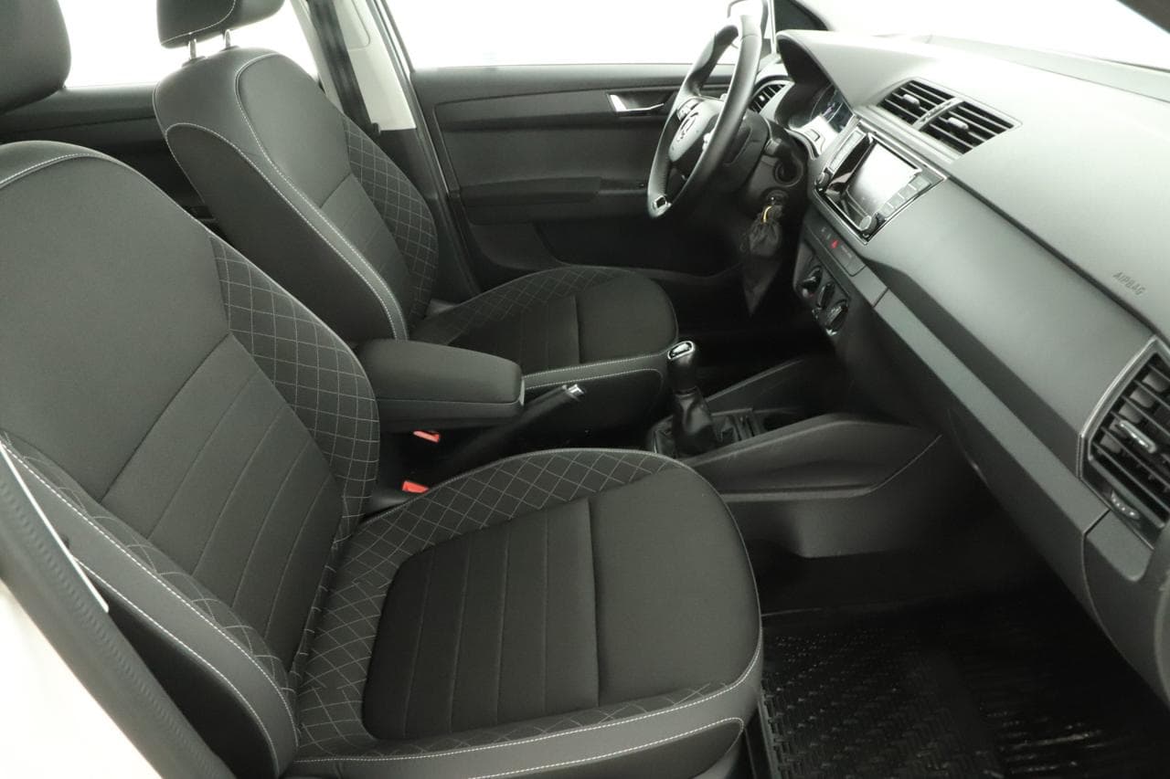 2022 Škoda Fabia - 10