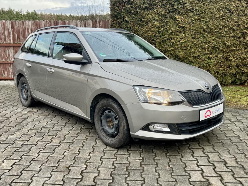 2015 Škoda Fabia - 7