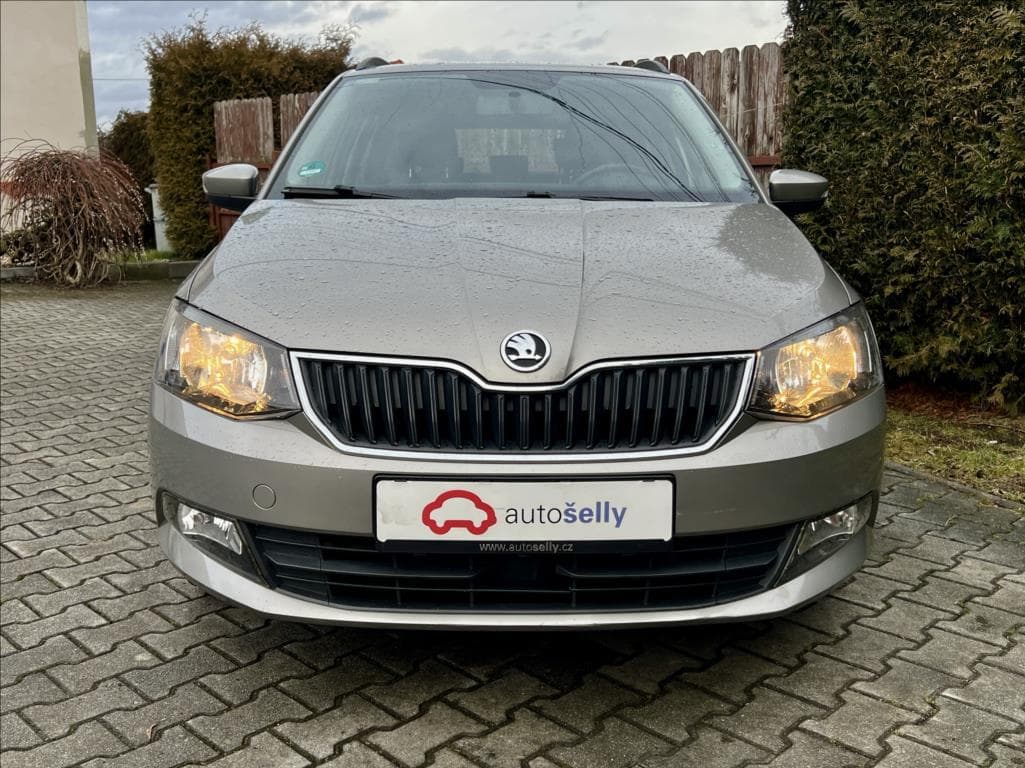 2015 Škoda Fabia - 8