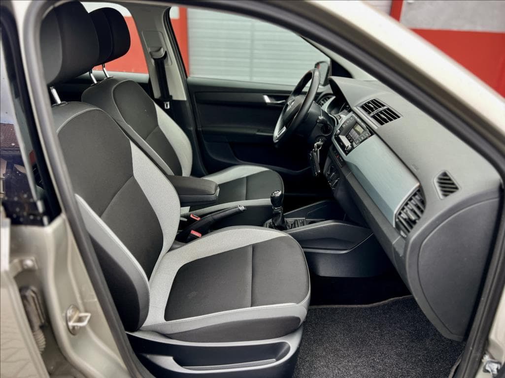 2015 Škoda Fabia - 18